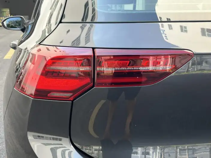 Volkswagen Golf GTI 2021 Model 380TSI DSG GTI – фото 8