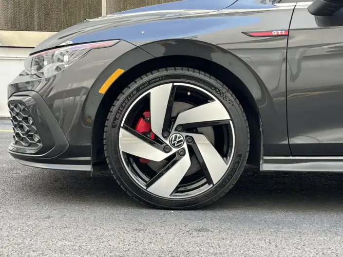 Volkswagen Golf GTI 2021 Model 380TSI DSG GTI – фото 10