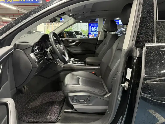 Audi Q8 2023 Model 55 TFSI Luxury Dynamic Model – фото 8