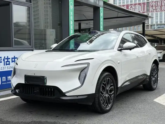 Avatr 07 2026 Model Ultra 4WD EV Edition – фото 1
