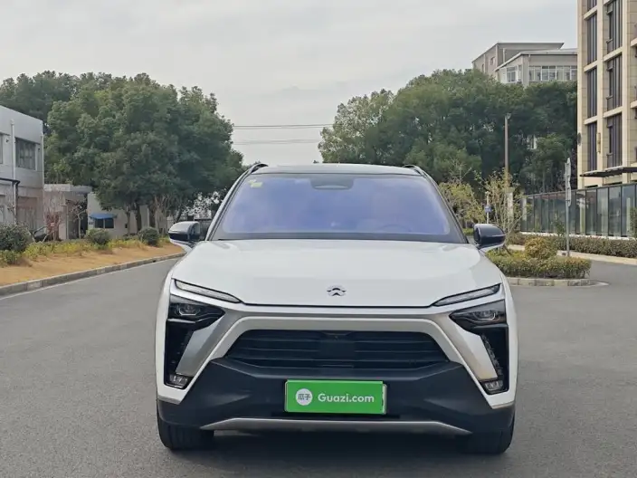 NIO ES8 2020 Model 415KM Base Edition VII seat – фото 2