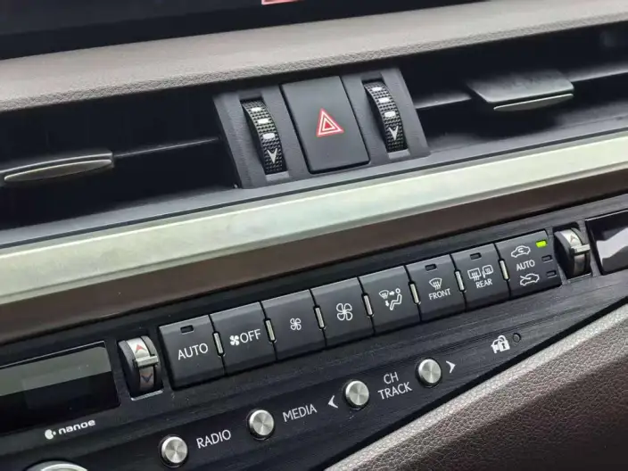Lexus ES 2020 Model 200 Superior Edition China VI – фото 7