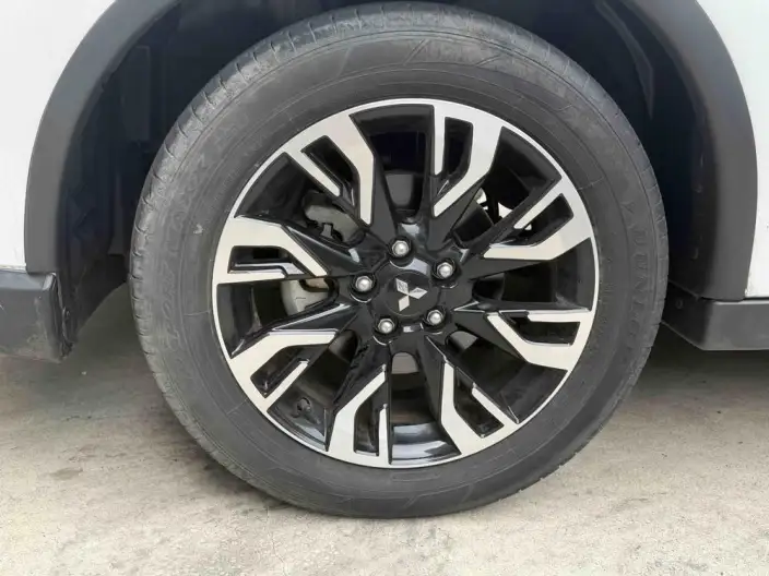Mitsubishi Outlander 2020 Model 2.4L 4WD Enjoy Edition 5 seat – фото 6