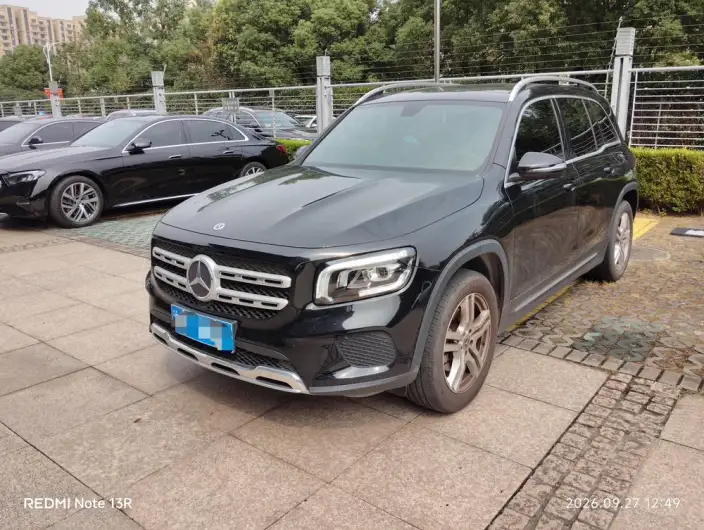 Mercedes-Benz GLB 2023 Model GLB 200 Dynamic Model – фото 1