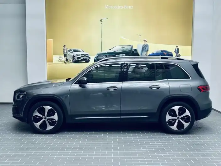 Mercedes-Benz GLB 2021 Model GLB 200 Fashion Model – фото 3