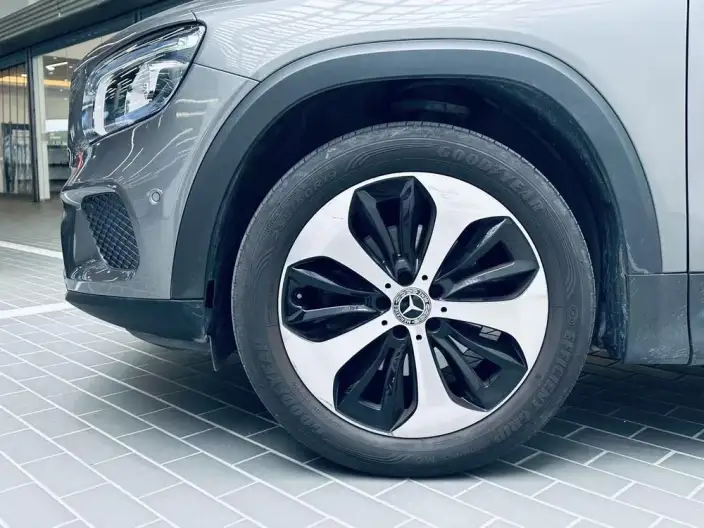Mercedes-Benz GLB 2021 Model GLB 200 Fashion Model – фото 6