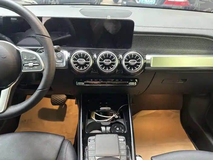 Mercedes-Benz GLB 2021 Model GLB 200 Fashion Model – фото 7