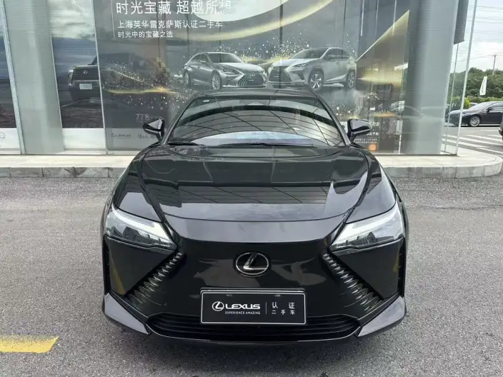 Lexus RZ 2023 Model 450e DIRECT4 Indulgent Edition – фото 2