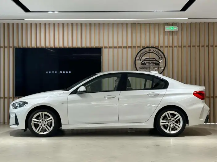 BMW 1 Series 2020 Model 120i M Sports Set – фото 3