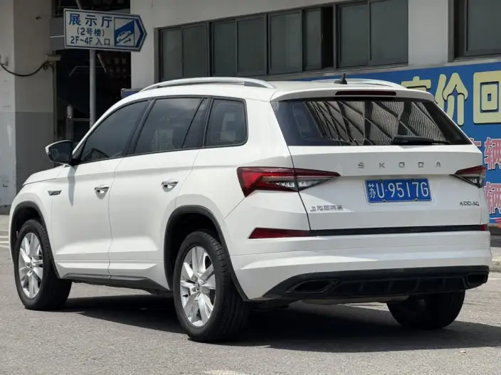 Skoda Kodiaq 2022 Model TSI330 5 seat 2WD Exclusive Edition – фото 4
