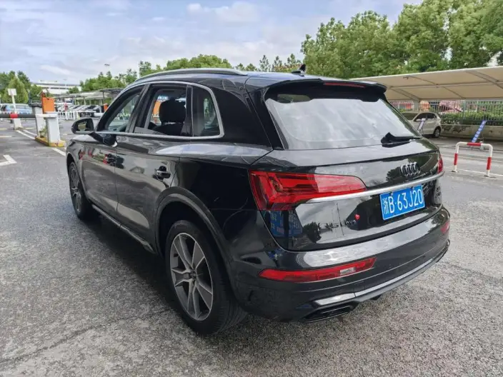 Audi Q5L 2022 Model 45T Luxury Dynamic Model – фото 4