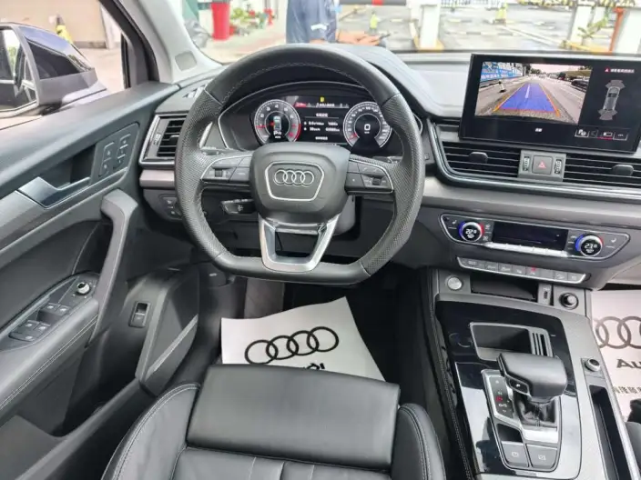 Audi Q5L 2022 Model 45T Luxury Dynamic Model – фото 10
