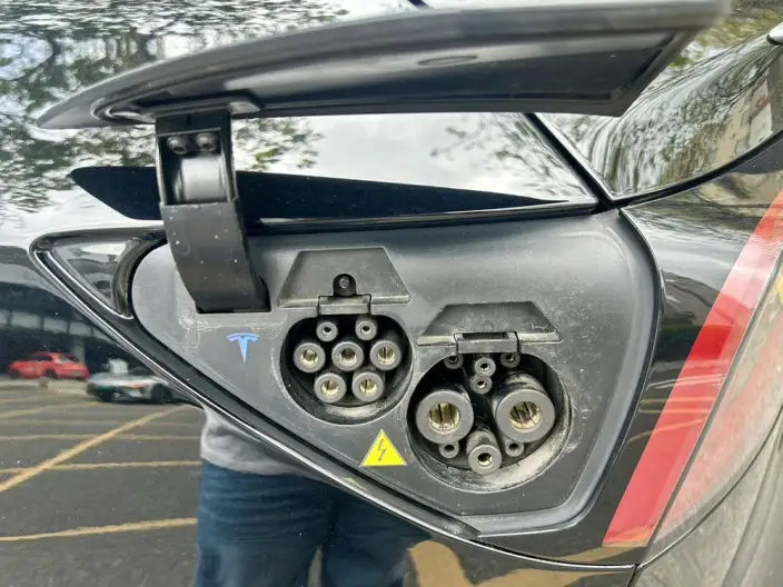 Model 3 2022 Model Performance High performance All-wheel drive version – фото 3