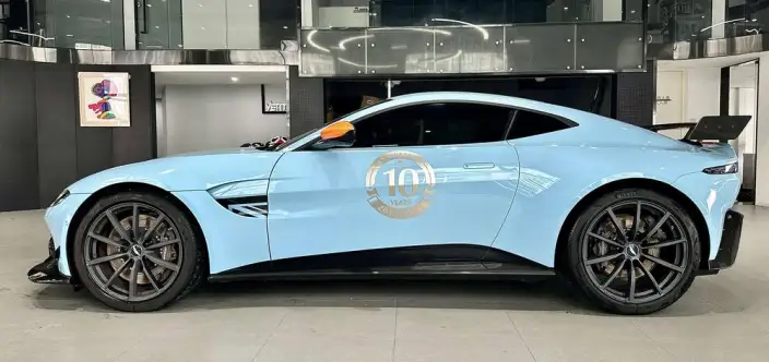 Vantage 2020 Model 4.0T V8 Coupe – фото 4