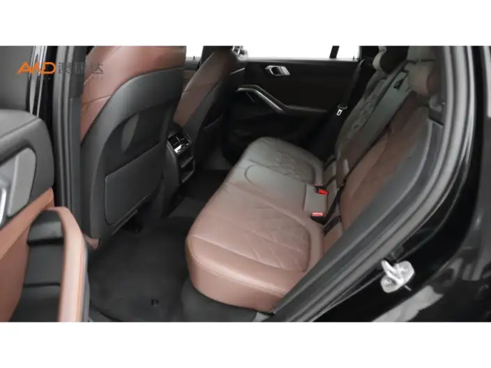 BMW X6 2023 Model xDrive40i M Sports Set – фото 10