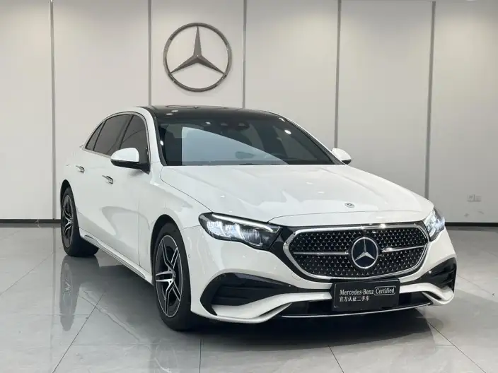 Mercedes-Benz E-Class 2024 Model E 260 L Sports sedan – фото 3