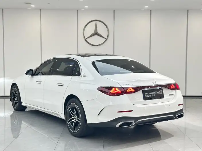 Mercedes-Benz E-Class 2024 Model E 260 L Sports sedan – фото 5