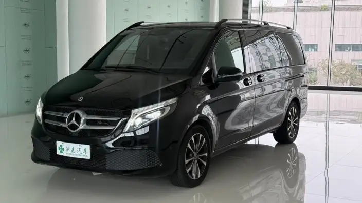 Mercedes-Benz V-Class 2021 Model V 260 Pilot Edition – фото 1