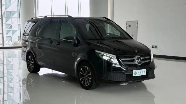 Mercedes-Benz V-Class 2021 Model V 260 Pilot Edition – фото 3