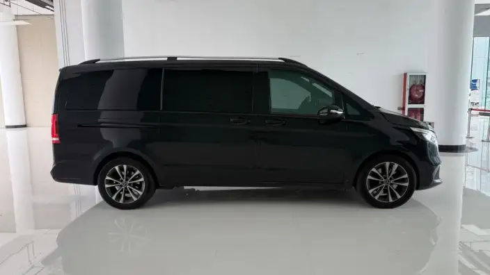Mercedes-Benz V-Class 2021 Model V 260 Pilot Edition – фото 7