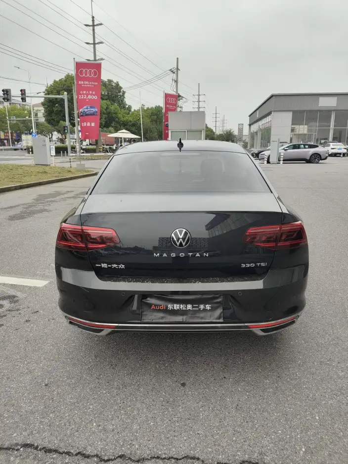 Volkswagen Magotan 2021 Model 330TSI DSG 30th Anniversary Memorial Edition – фото 4