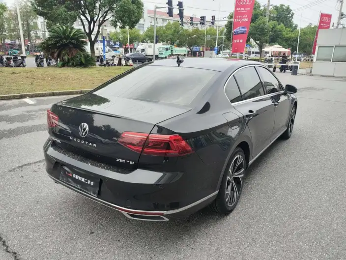 Volkswagen Magotan 2021 Model 330TSI DSG 30th Anniversary Memorial Edition – фото 5
