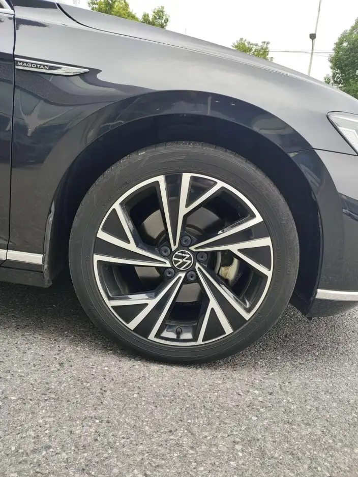 Volkswagen Magotan 2021 Model 330TSI DSG 30th Anniversary Memorial Edition – фото 7