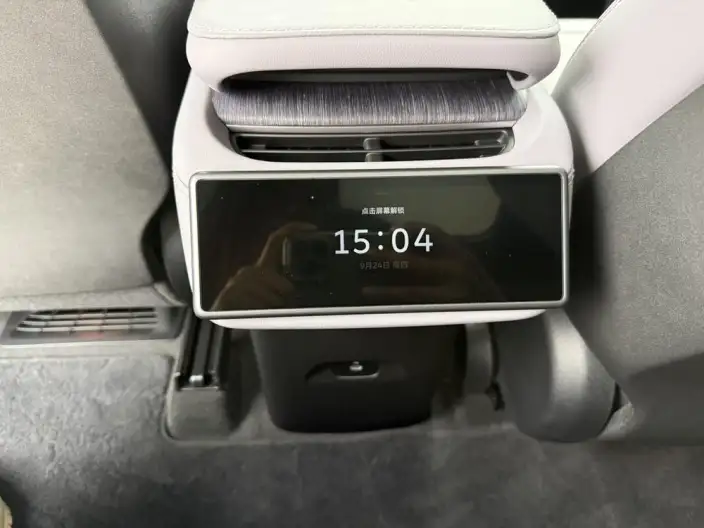 NIO EC6 2023 Model 75kWh – фото 10