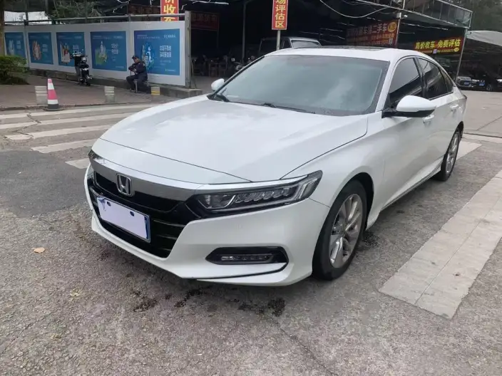 Honda Accord 2021 Model 260TURBO Luxury · Starry sky Limited edition – фото 1