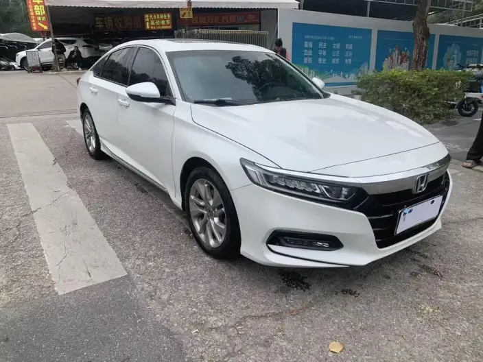 Honda Accord 2021 Model 260TURBO Luxury · Starry sky Limited edition – фото 3