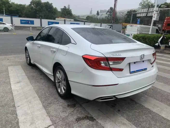 Honda Accord 2021 Model 260TURBO Luxury · Starry sky Limited edition – фото 4