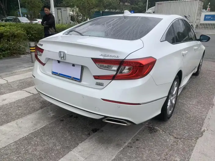Honda Accord 2021 Model 260TURBO Luxury · Starry sky Limited edition – фото 6