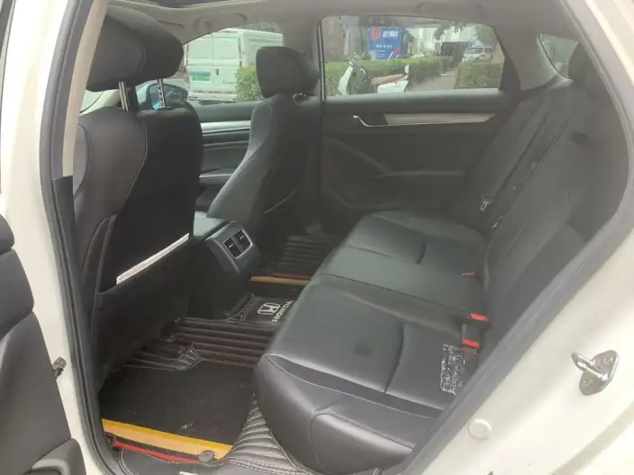 Honda Accord 2021 Model 260TURBO Luxury · Starry sky Limited edition – фото 9