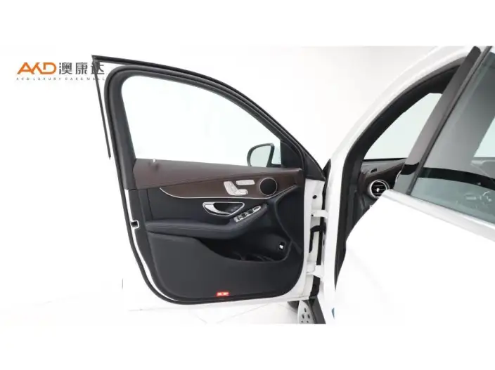 Mercedes-Benz GLC 2022 Model Facelift GLC 300 L 4MATIC Dynamic Model Collector Edition – фото 10