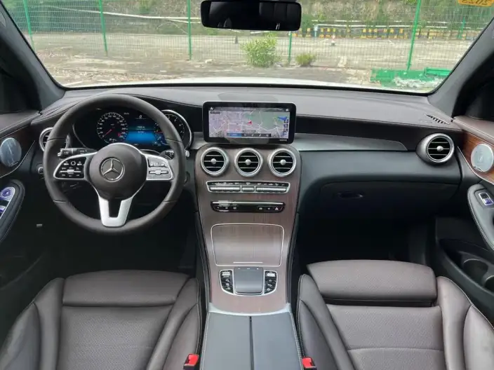 Mercedes-Benz GLC 2021 Model GLC 300 L 4MATIC Dynamic Model – фото 6