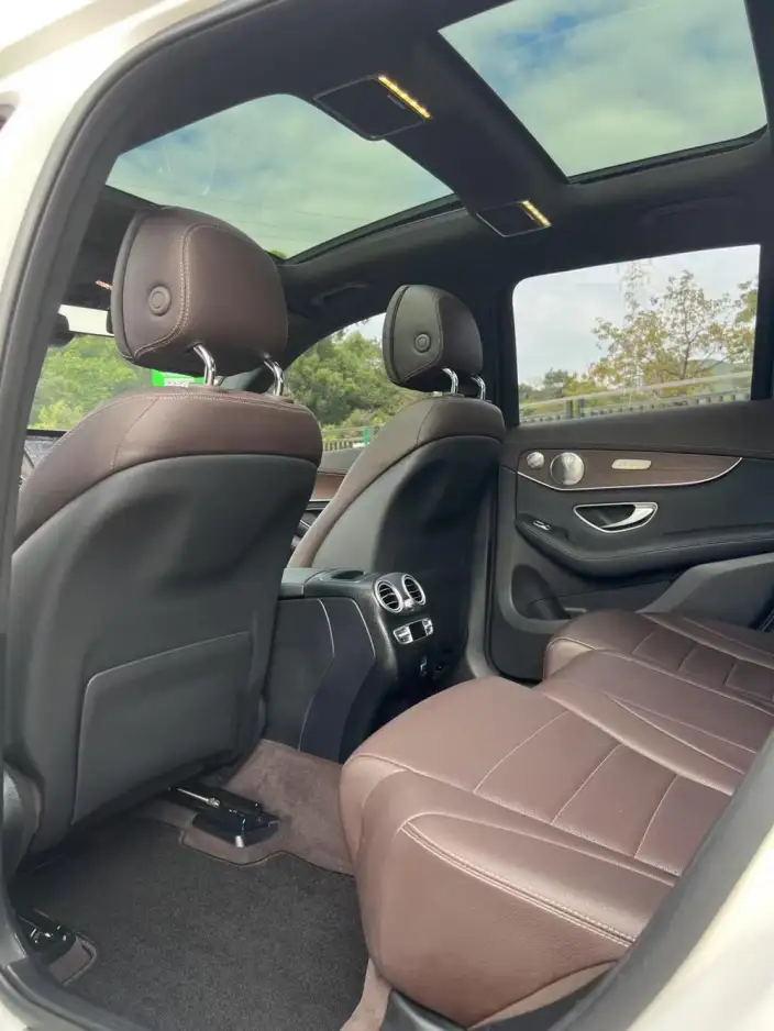 Mercedes-Benz GLC 2021 Model GLC 300 L 4MATIC Dynamic Model – фото 9