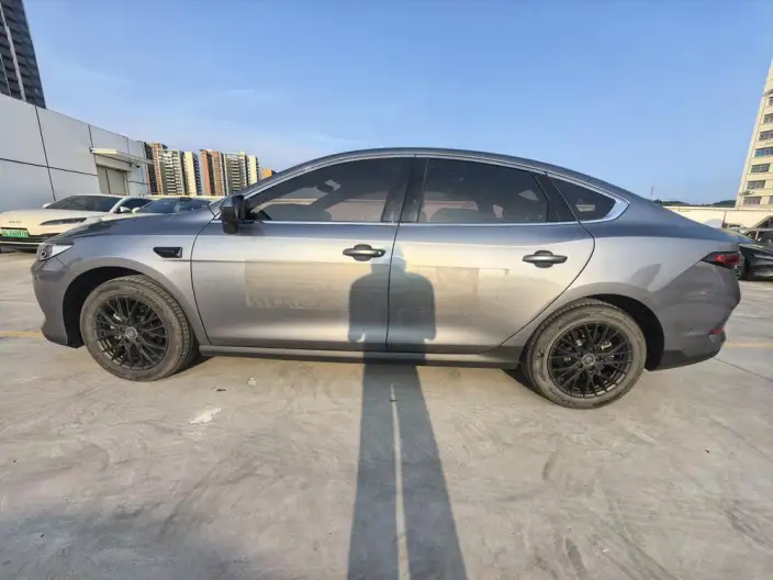 Qin Plus EV 2025 Model Smart Driving Edition 510KM Leading Model – фото 4