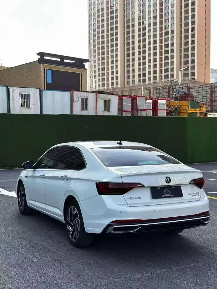 Volkswagen Sagitar 2023 Model 200TSI DSG Flying Version – фото 4