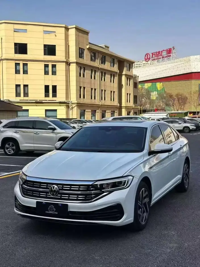 Volkswagen Sagitar 2023 Model 200TSI DSG Flying Version – фото 7