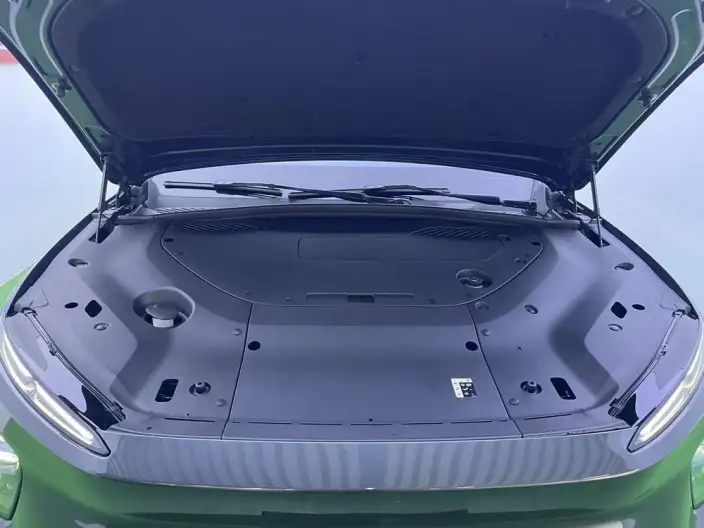 NIO ES8 2023 Model 100kWh Signature Edition – фото 8