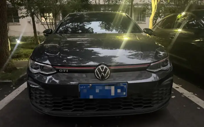 Volkswagen Golf GTI 2021 Model 380TSI DSG GTI – фото 2
