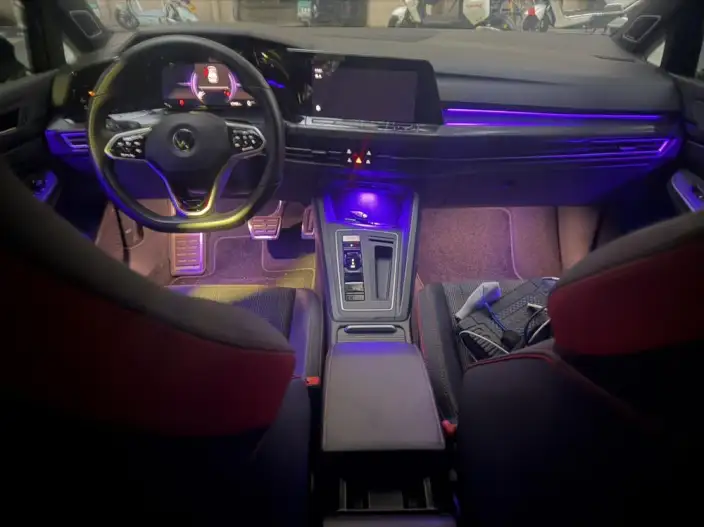 Volkswagen Golf GTI 2021 Model 380TSI DSG GTI – фото 8