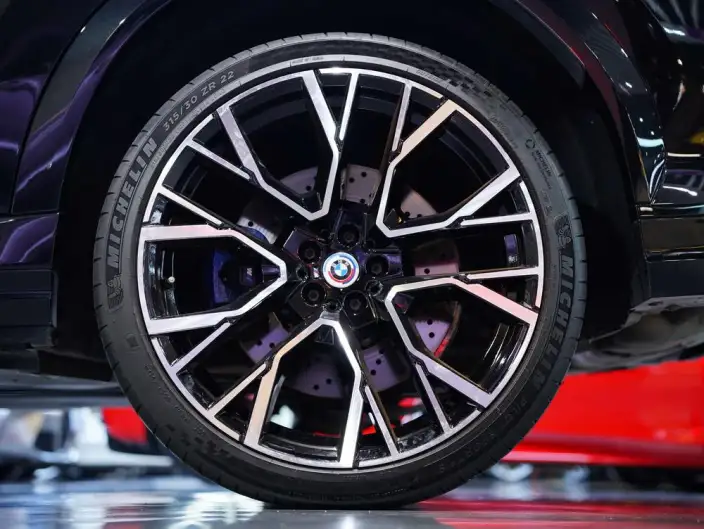 BMW X6 M 2021 Model X6 M – фото 9