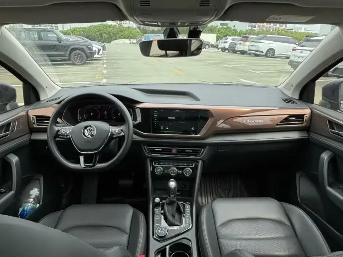 Volkswagen Tharu 2020 Model 330TSI 4WD Ultimate Edition China VI – фото 7