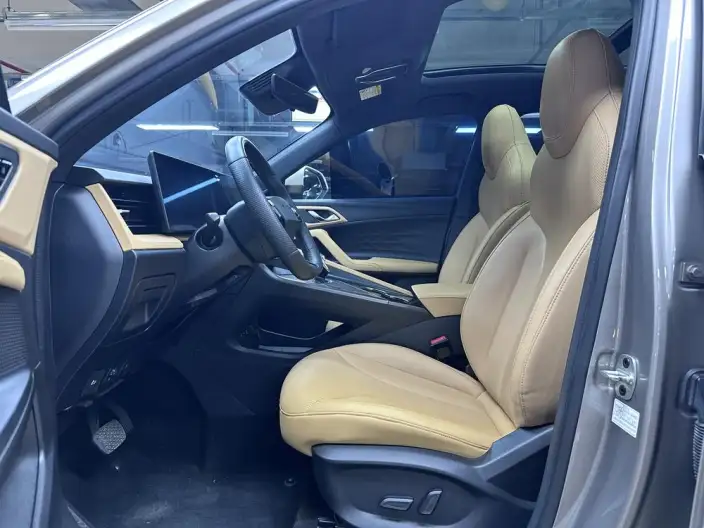 Roewe eRX5 2023 Model Chao Hybrid Zunrong Edition – фото 8