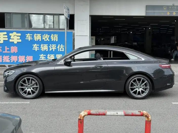 Mercedes-Benz E-Class Imported 2021 Model E 260 Coupe – фото 3