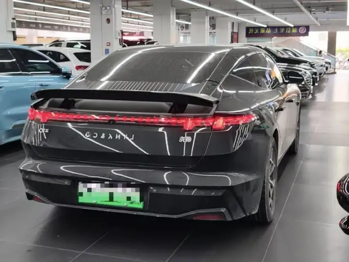 **Lynk & Co Z10** 2024 Model 95kWh 766km Rear Drive Smart Driving Max – фото 5