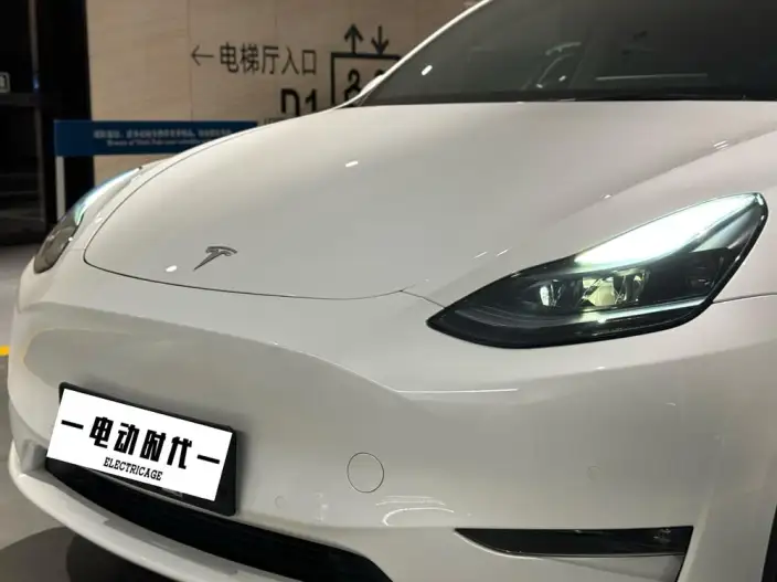 Model Y 2023 Model Long Battery Life Pro All-wheel drive version – фото 9