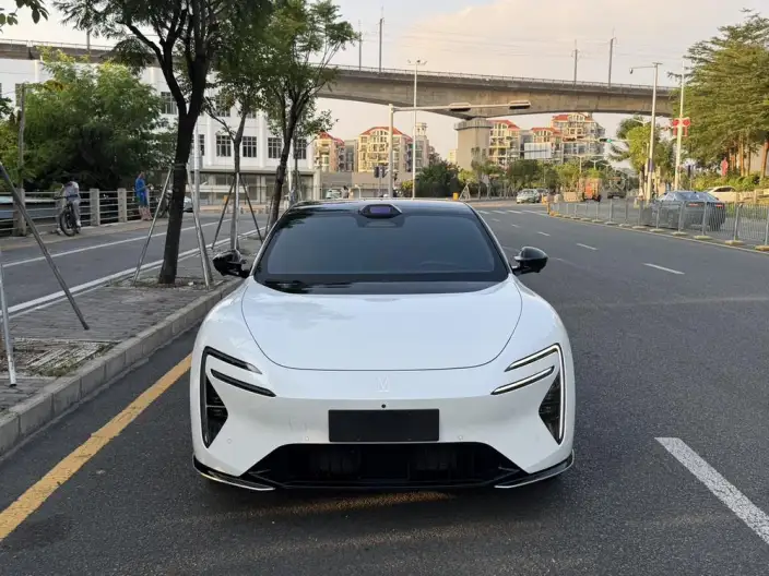 Avita 06 2025 Model Ultra 4WD EV Edition – фото 2
