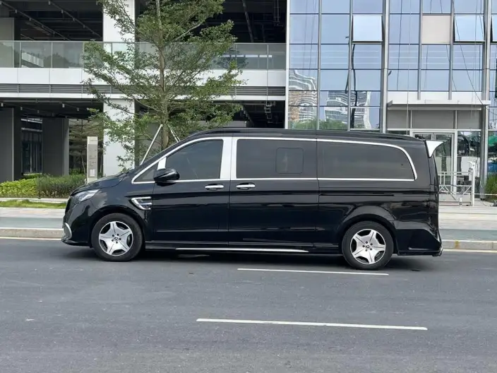 Viano 2023 Model 2.0T Business Edition 7 seat – фото 4